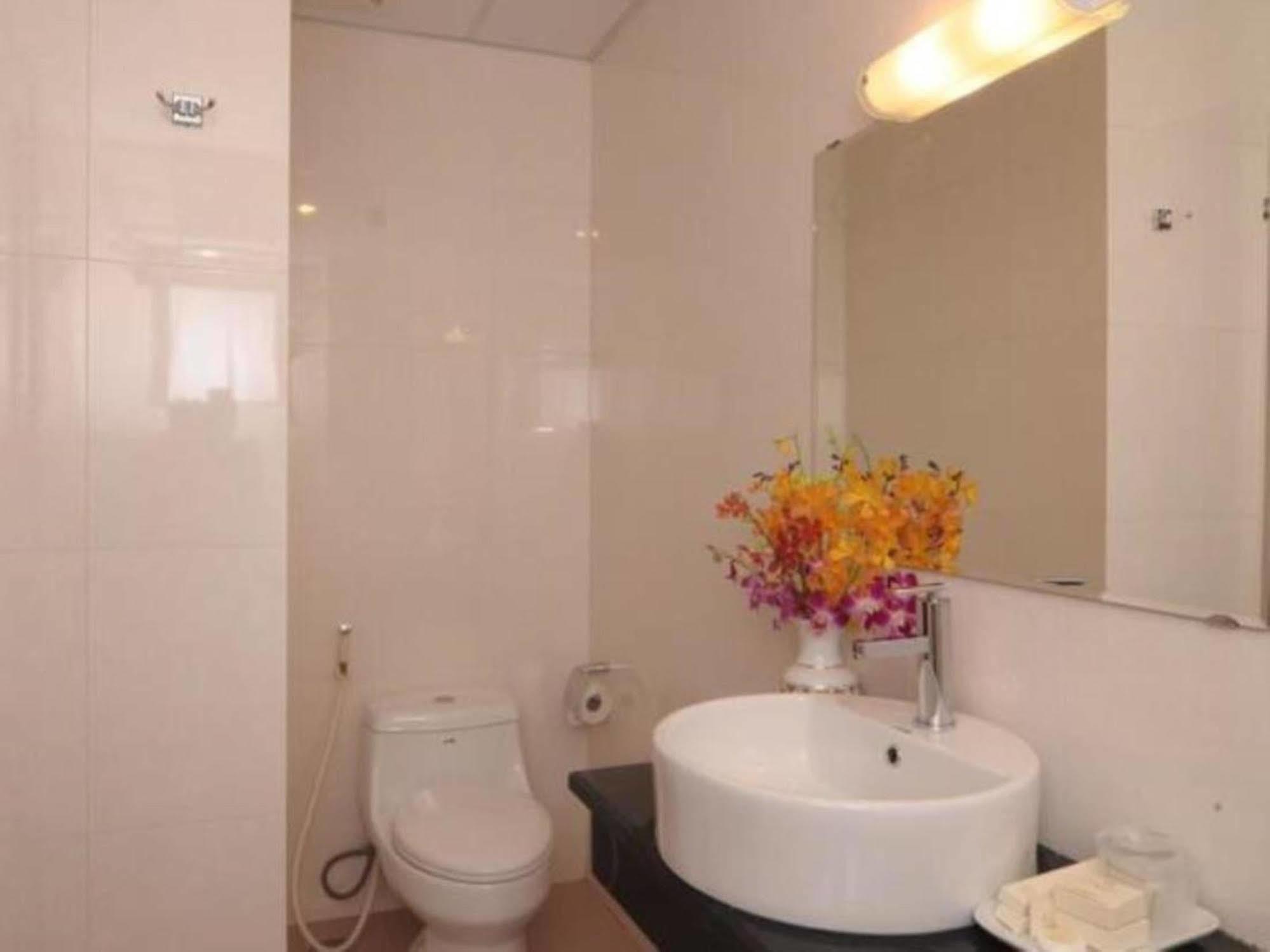 Reddoorz Ruby Star Hotel Truong Dinh Ciudad Ho Chi Minh  Exterior foto